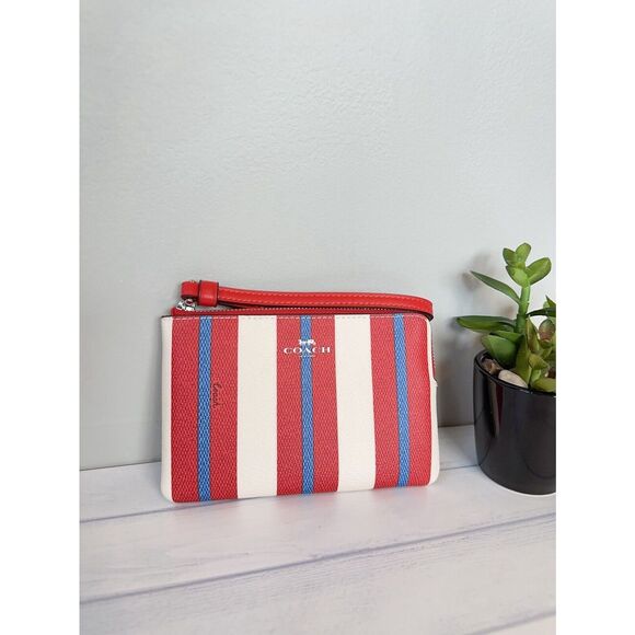 NWT Coach  CT990 Corner Zip Wristlet With Stripe Print - Picture 1 of 5